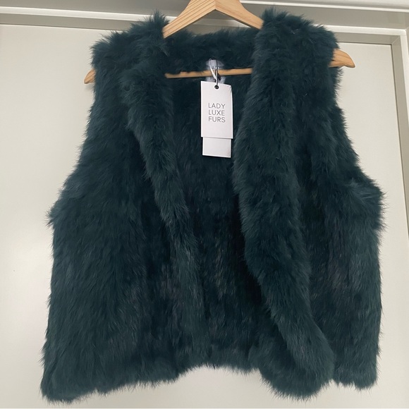 Birds of A Feather Co Jackets & Blazers - Ethical Lady Luxe Fur Vest 🖤NWT🖤Green